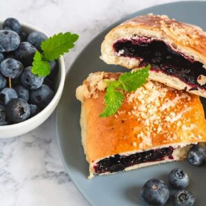 Jagodzianki Best Polish blueberry buns